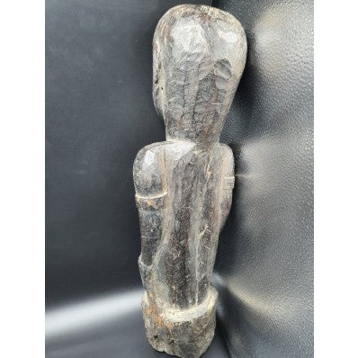 Rare grande statue du Timor ---