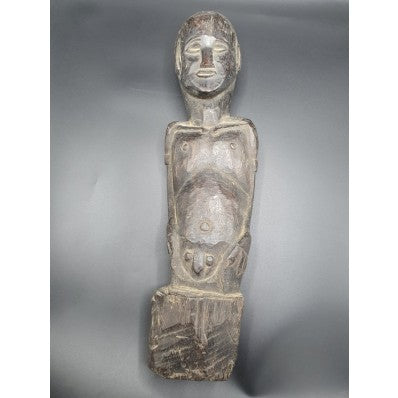 Rare grande statue du Timor ---