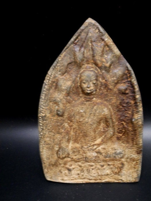 Statue bouddha thailandais: plaque votive de bouddha