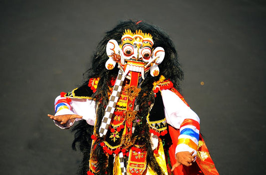 Masque Balinais : dans les coulisses du spectacle Topeng