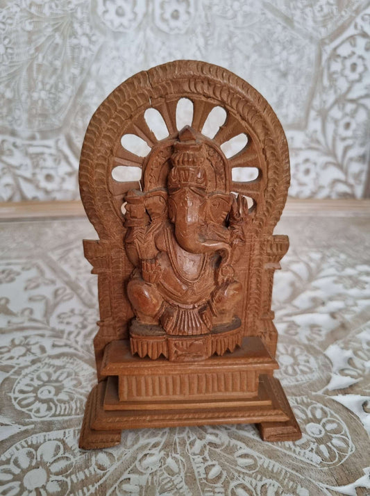 Statue ganesh en bois ---