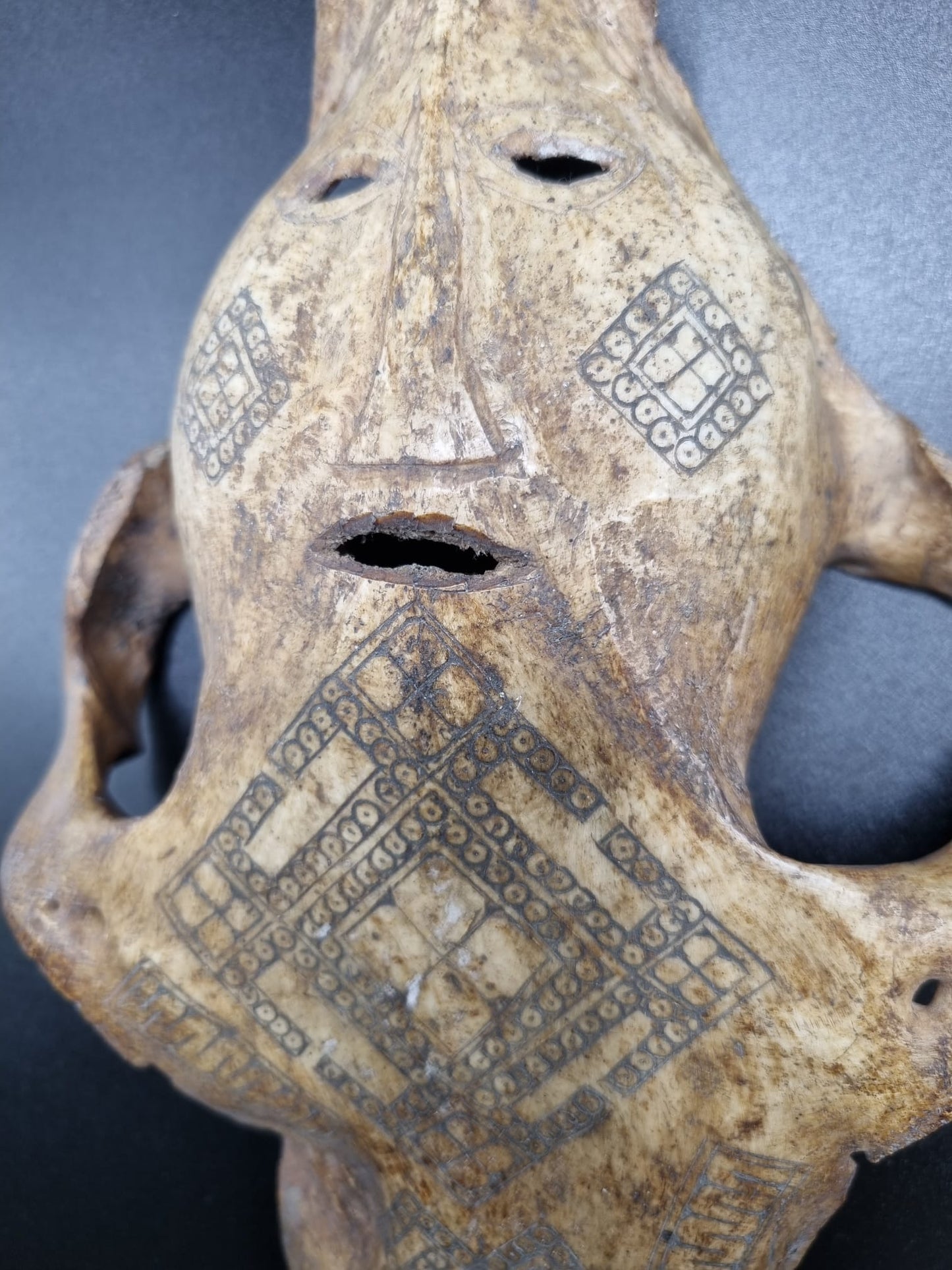 Masque Ile de Sumba - Indonésie ---