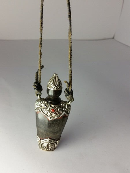 Pendentif tibétain argent et corail