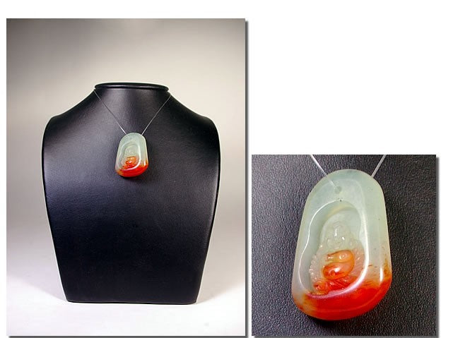 Pendentif de bouddha en jade